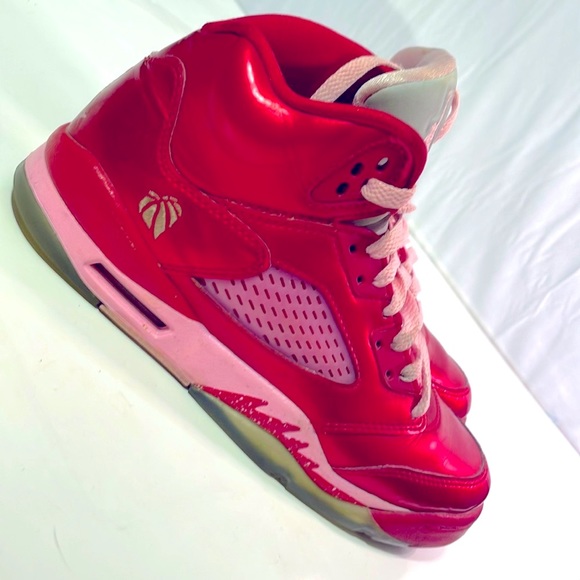 Jordan Shoes - Jordan 5 Retro
Valentine's Day (GS)